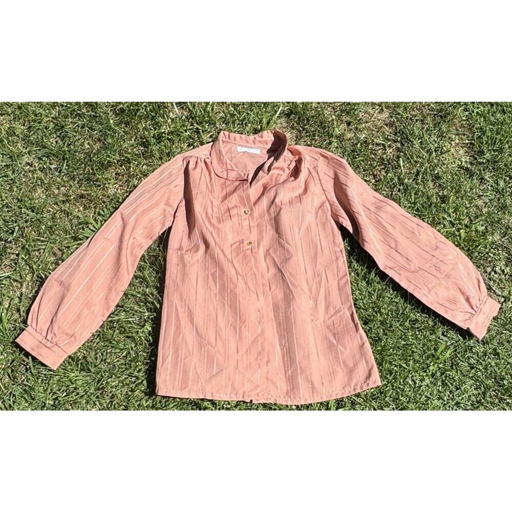 Vintage 1970’s Lady Holiday Peach Color Pinstripe Blouse Size Medium EUC!